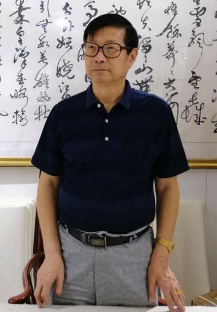 一代书法名家——许禹 许禹字炳荣(草字翁)号,1949年12月生于陕西富平