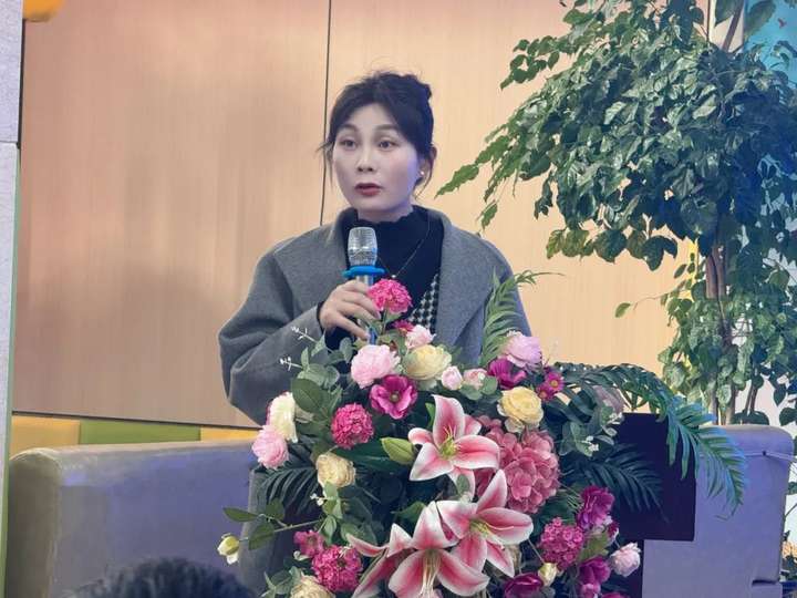 宏图街社区党总支书记丁艳丽,宏图街社区书记赵阳,河南京城皮肤中医院