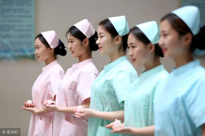 女员工在企业发展中的作用（女职工在企业中的位置与作用）