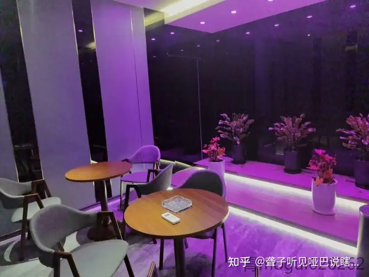 上海按摩前景如何今天我们来了解一下？丨上海按摩多少钱一个月