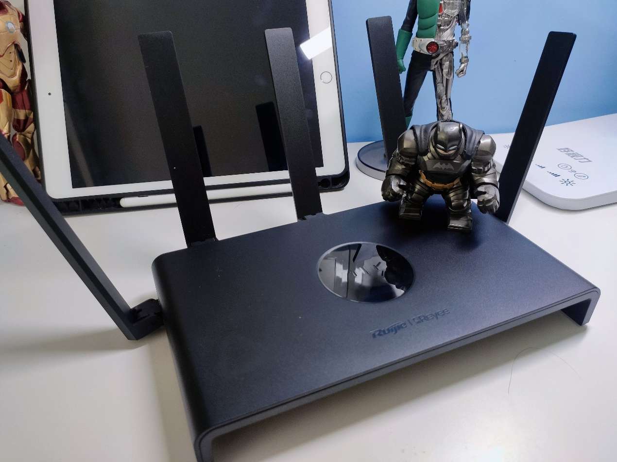 锐捷小钢炮路由器——稳定、高效、智能的家庭网络解决方案