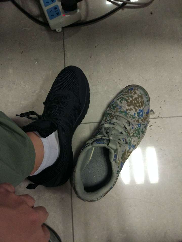 想知道现在中国军队的鞋子是怎么样的?
