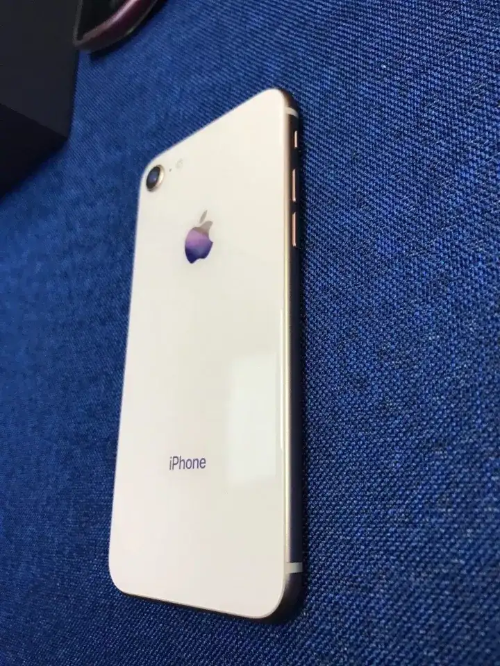 iPhone 8/8 Plus 真机上手：给你一个不买X 的理由- 知乎