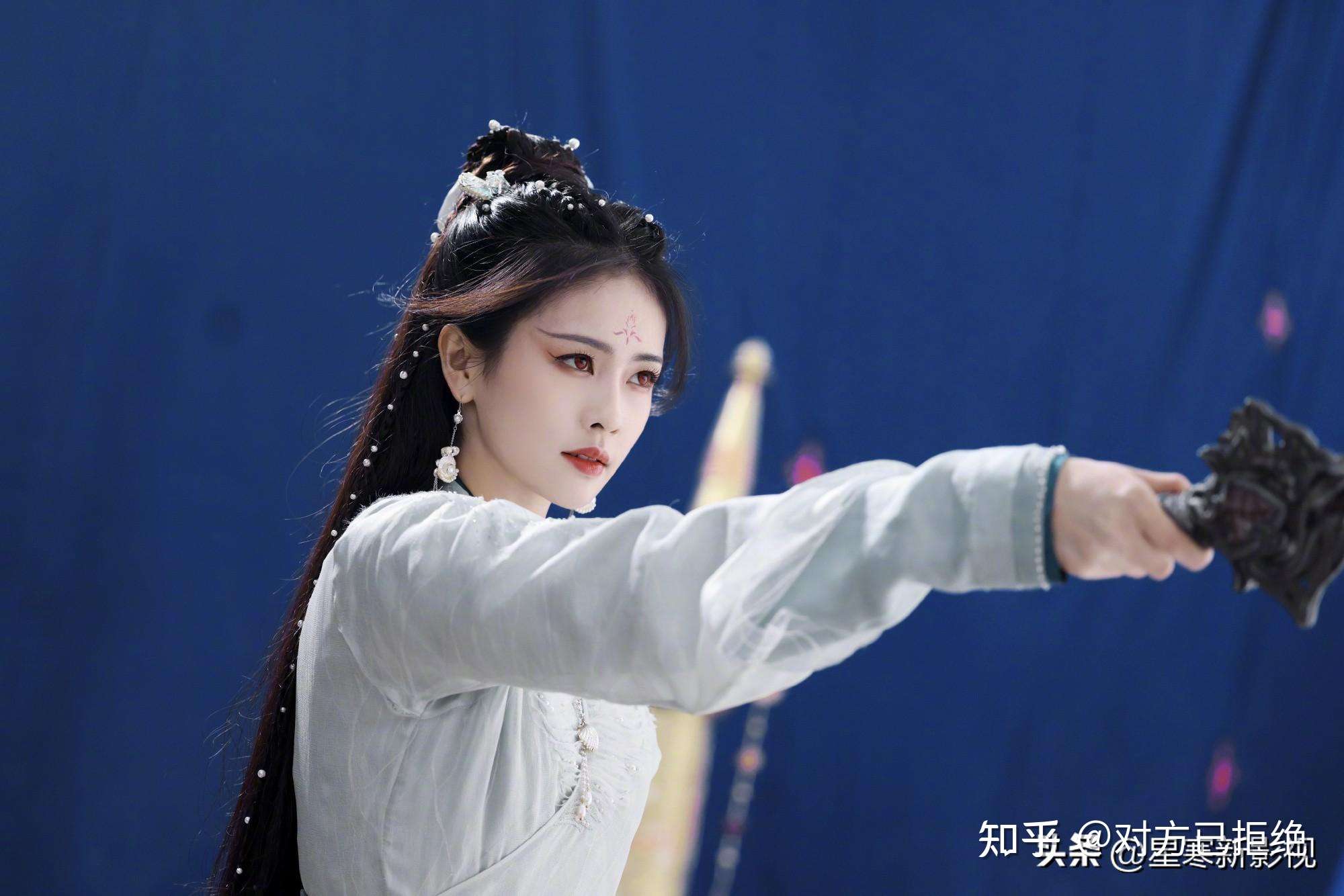 白鹿即将开拍的电视剧叫什么 白鹿新剧北上演员列表及剧情介绍