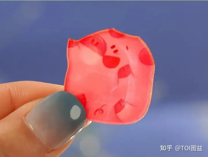 猪猪那么可爱，五花肉一定不错，TOI图益这款亚克力拼图真萌翻了