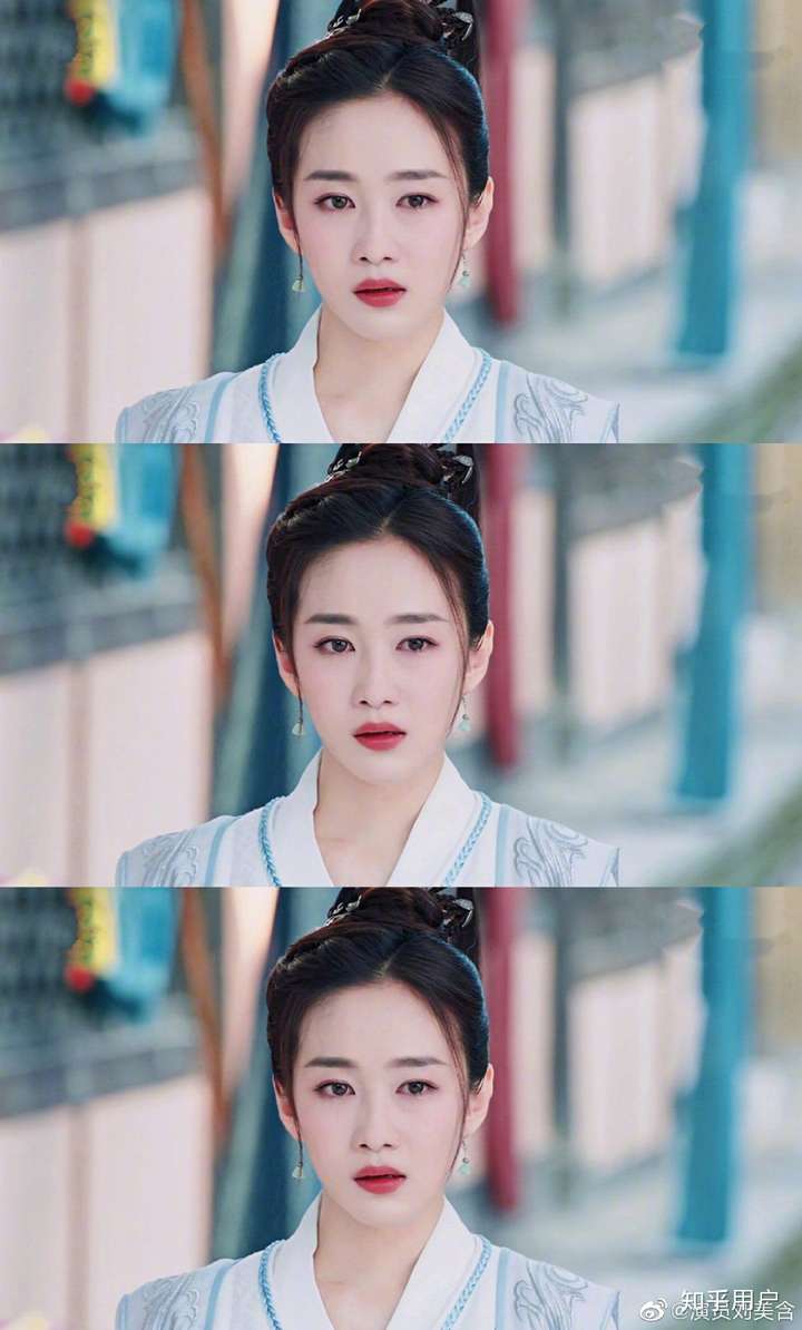 最后,刚刚发现周雨彤小姐姐也演过电影版小魔仙.