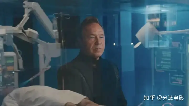 《尸体》媲美《暗黑》,网飞又一部悬疑烧脑神作?