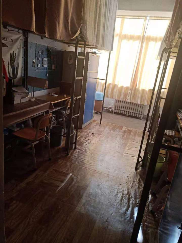 西北师范大学宿舍图片可以发一下吗,我想考但在考虑宿舍问题?