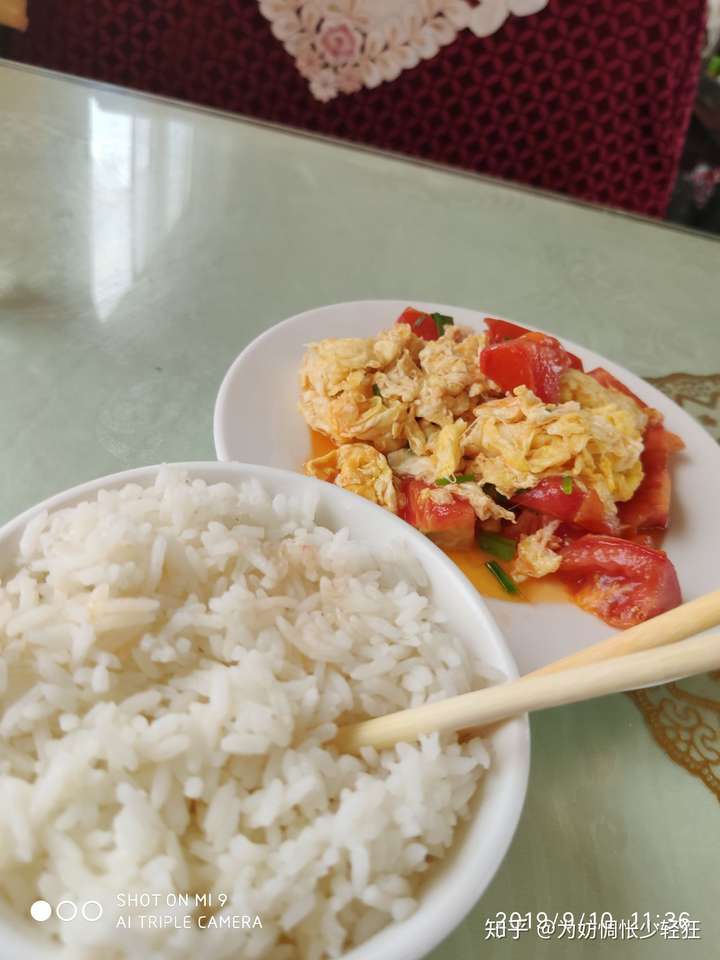 火车上餐车可以坐吗?