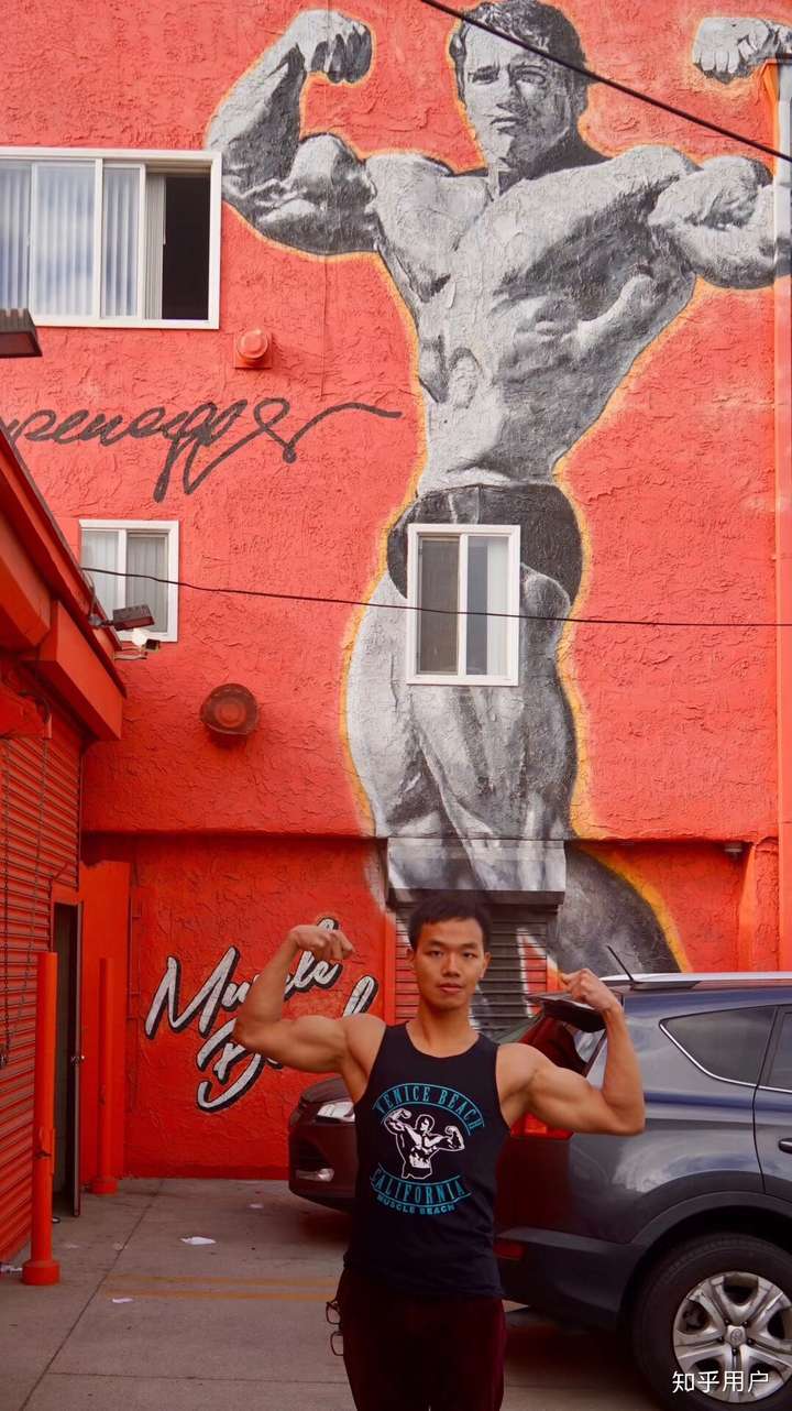 拥有一身精瘦的肌肉是种怎样的体验?