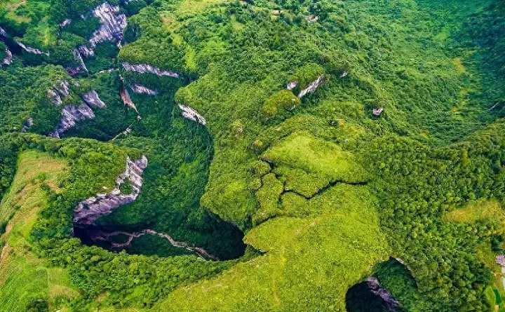 重庆游玩景点推荐（重庆十大必玩景点排名）