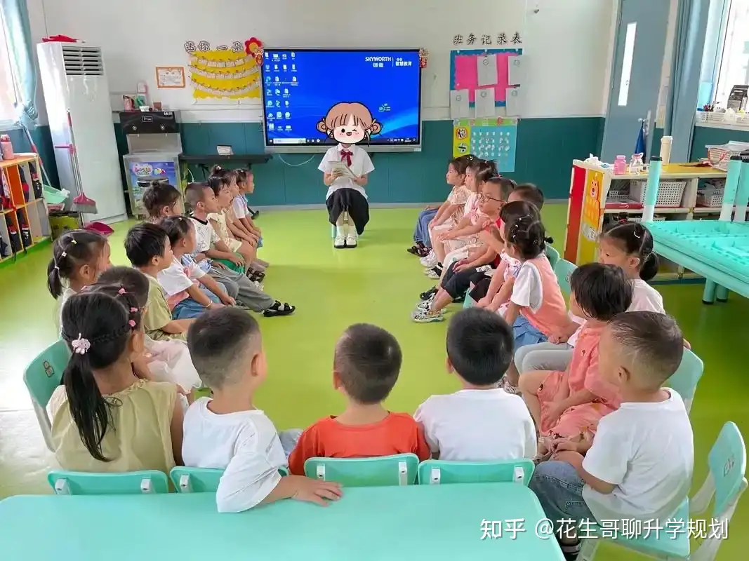 幼儿园闭园后幼师再就业成难题，有幼师称「经历只有幼儿园，哪个企业会用你」，为啥幼师转行这么难？