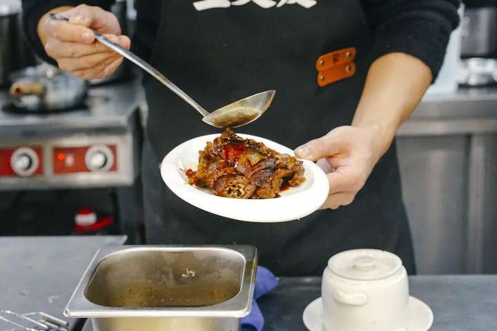 现在最火的小型餐饮 加盟店最火爆的项目