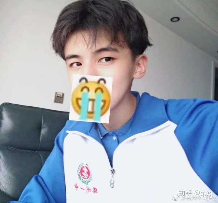 你见过最帅的高中男生长什么样? - 知乎