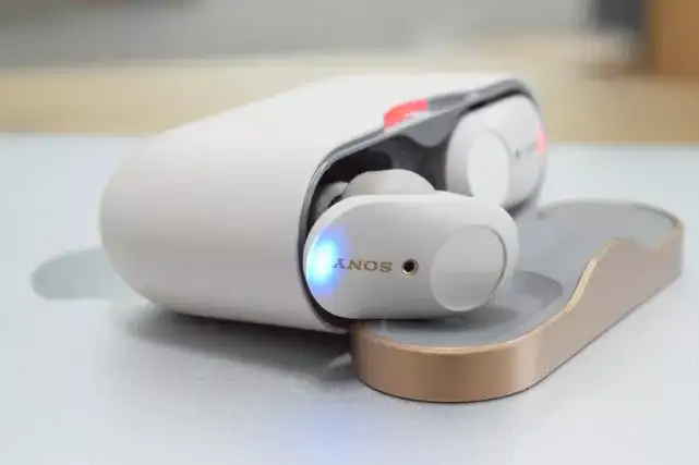 硬碰硬：索尼WF-1000XM3和新款AirPods,谁是TWS耳机之王？ - 知乎