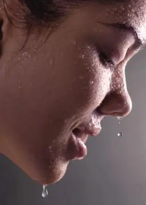 运动出完汗怎样才能快干且无异味? - 知乎