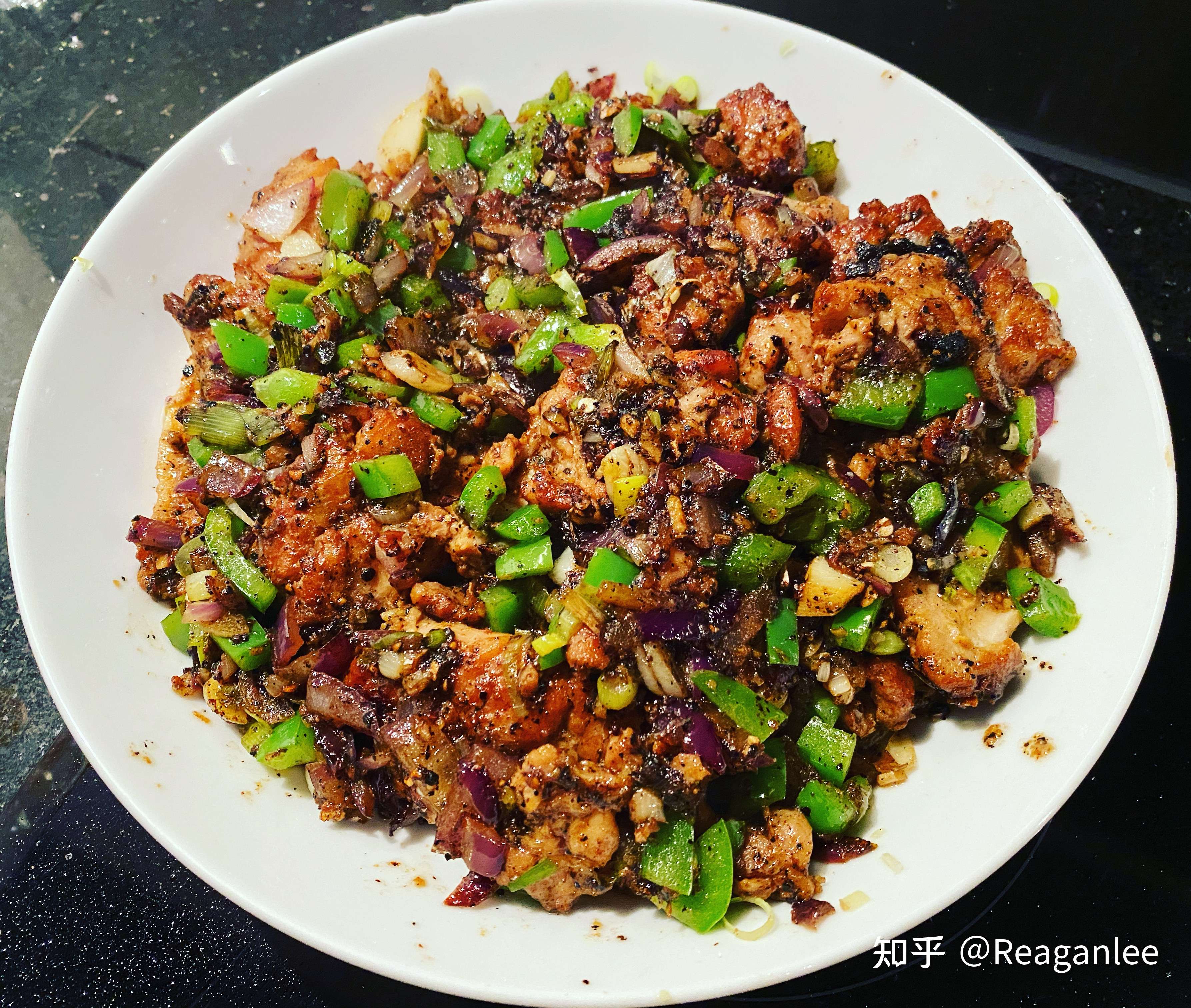 reaganlee 的想法: 跟着老饭骨学了个黑椒鸡腿～ 按照步骤一… - 知乎