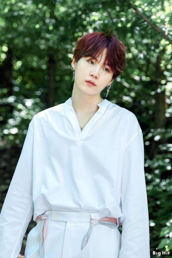 bts防弹少年团的suga闵玧其有哪些值得你收藏的照片?