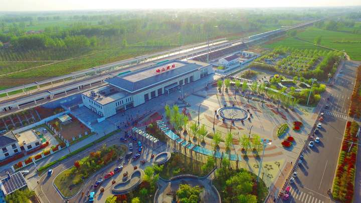 项目地址: 安徽省宿州市砀山县 项目名称: 砀山高铁站前广场景观杉破