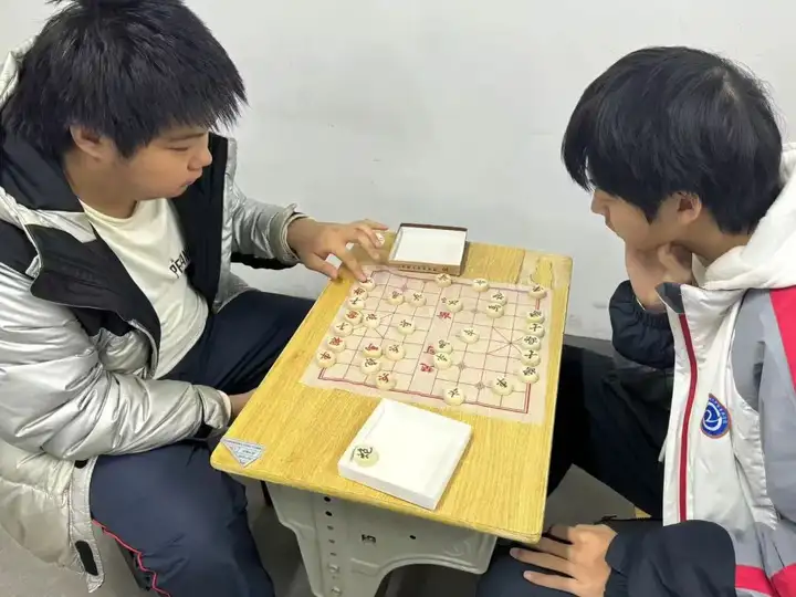 楚河汉界 棋誉聚智 | 塘栖校区第四届“棋誉杯”象棋比赛(图2)