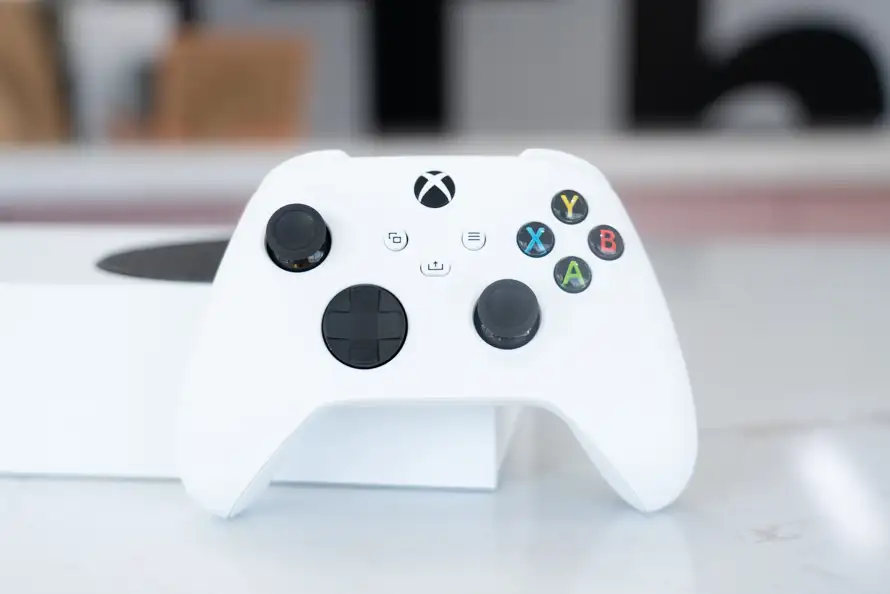 为轻量级的卧室玩家打造：微软Xbox Series S游戏主机评测- 知乎