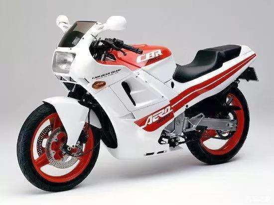 夕阳600cc跑车本田魂の根源 知乎