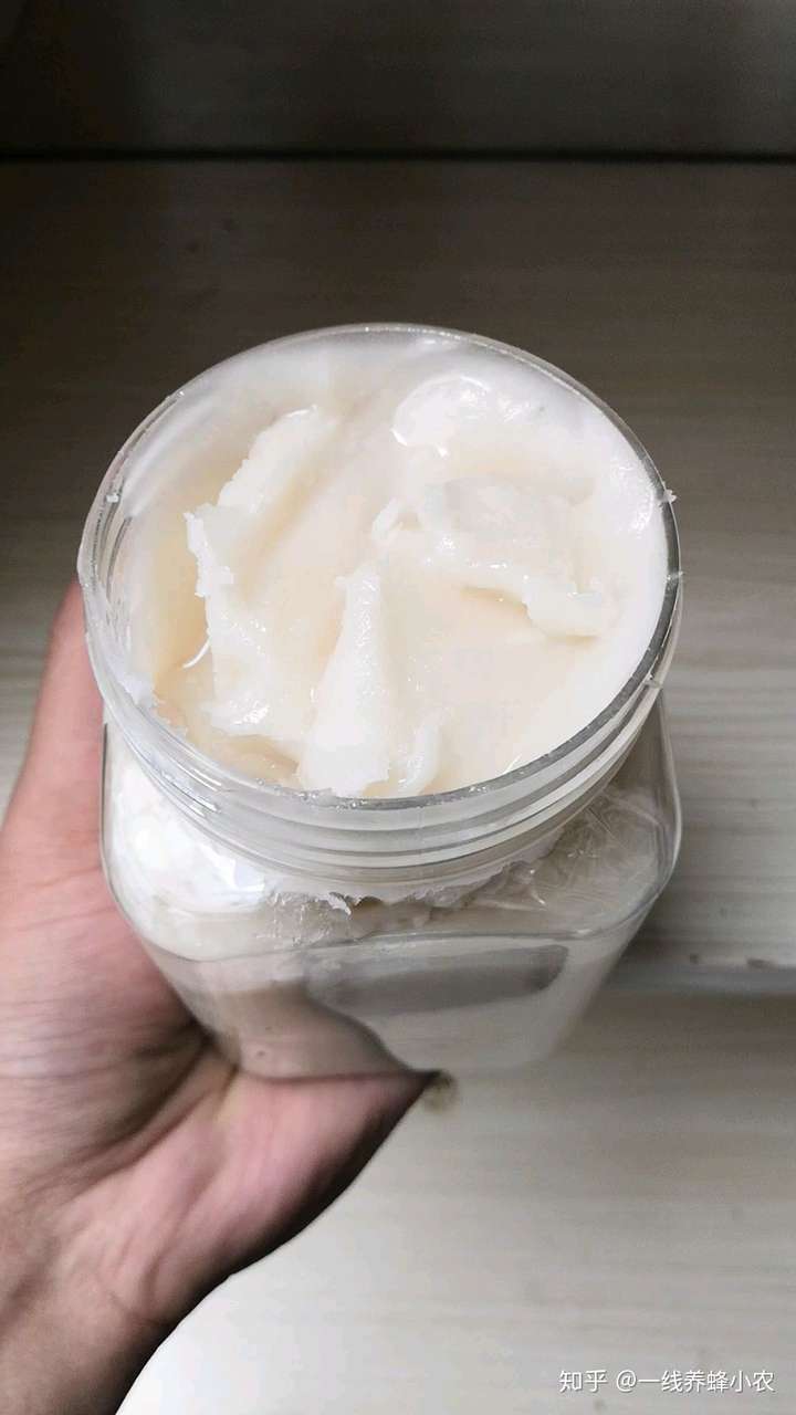 结晶高品质油菜蜜