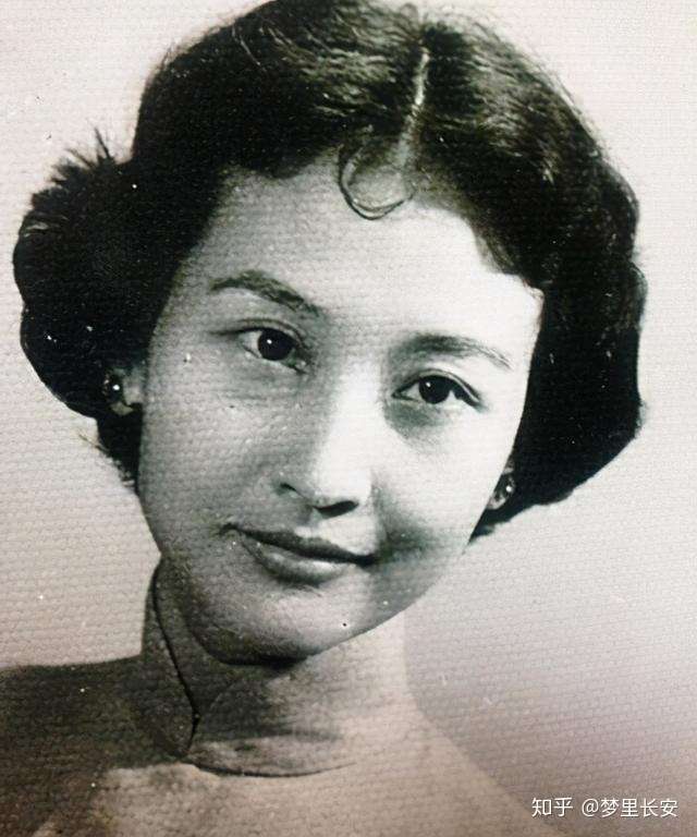 被囚33年的抗日名将,妻子无法生育为他纳妾,生出了4个科学家