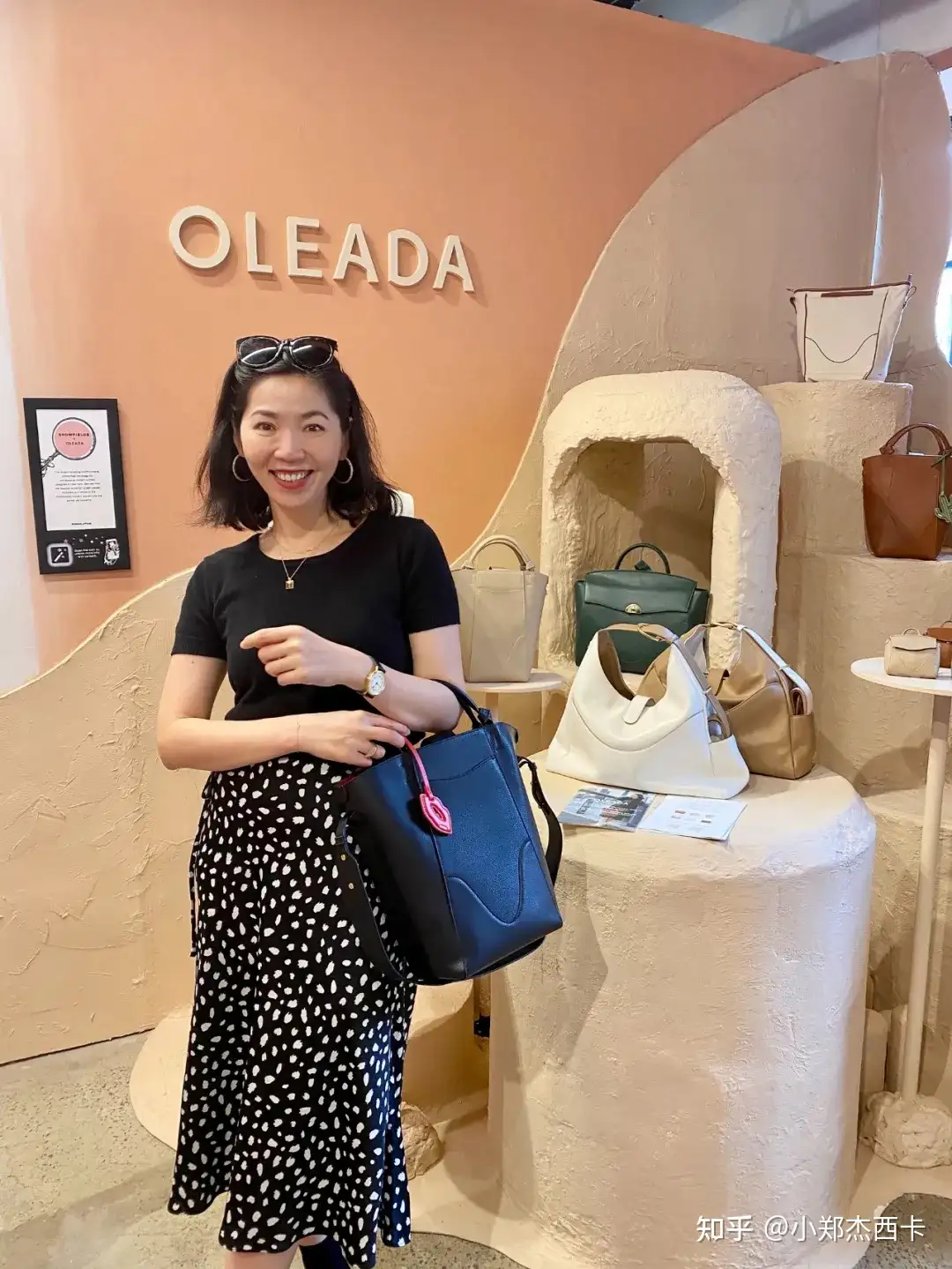 Oleada Nano Marina Bucket Bag