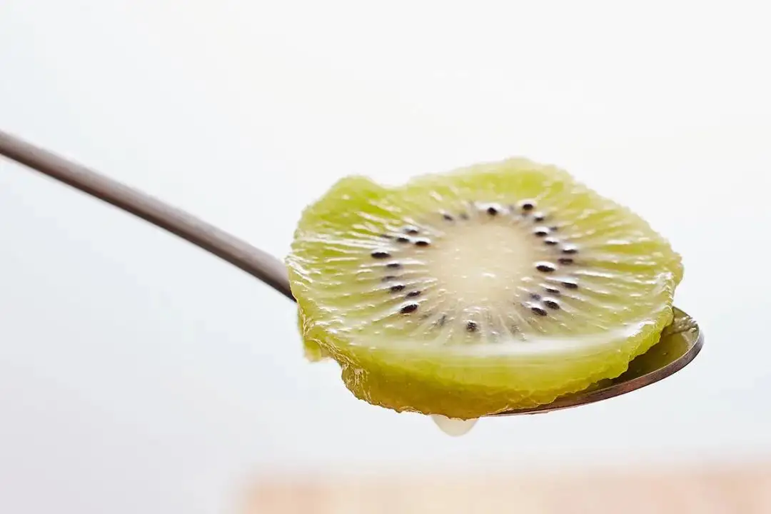 秋天的宝藏水果猕猴桃 红心黄心绿心到底怎么挑 知乎 秋天的宝藏水果猕猴桃 红心黄心绿心到底怎么挑 知乎