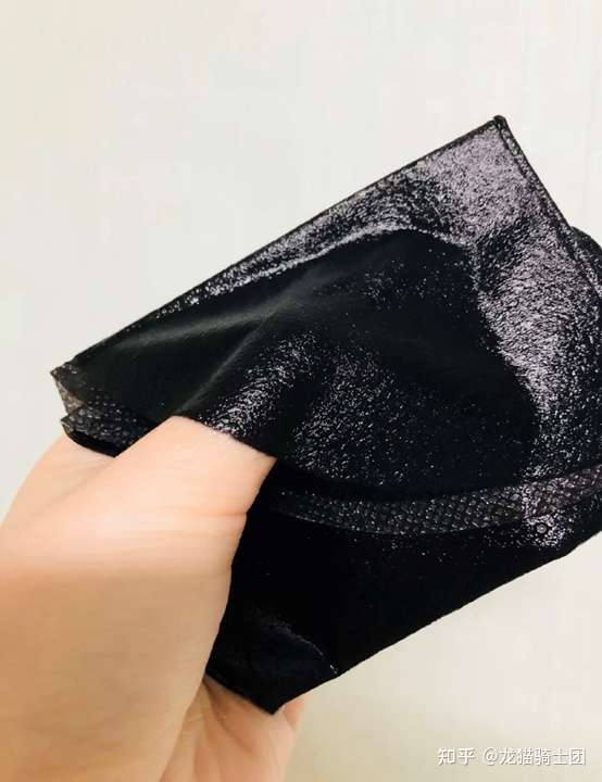 春雨旗舰店的黑春雨面膜好用么?具有清洁效果吗?