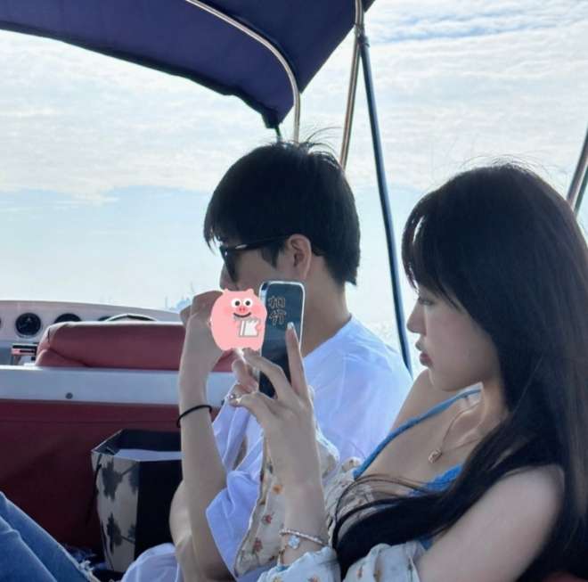 锦城电竞 的想法: gala不装了,官宣女友 有一个漂亮女朋友… - 知乎