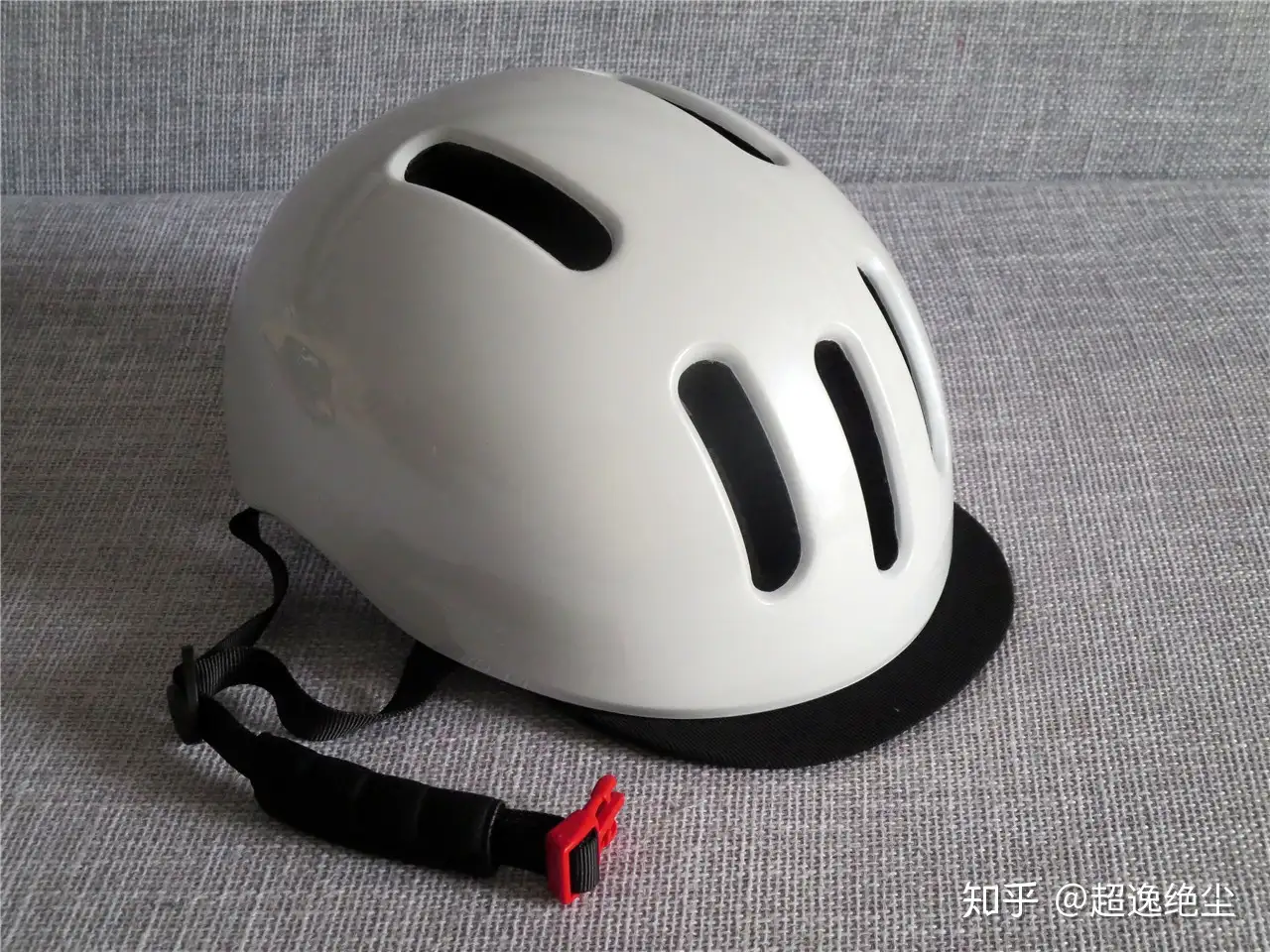 超逸酷玩」骑记城市休闲头盔为你骑行保安全- 知乎