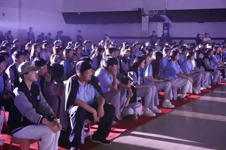 【活力校园】高雅艺术进校园 | 杭州歌剧舞剧院来我校进行演出！(图3)