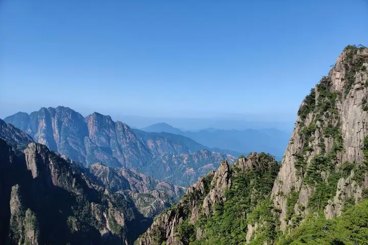 黄山在哪个省哪个市区？安徽黄山景点简介