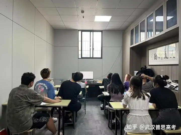 复读一年的费用一般在多少？武汉全日制高考复读辅导学校带你了解（绵实复读一年花费）