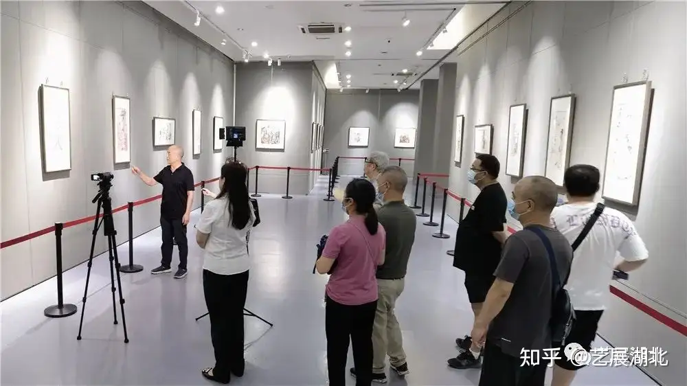 墨彩凝晖”南楼画社系列展览之钟孺乾中国画作品展在黄鹤楼开幕- 知乎