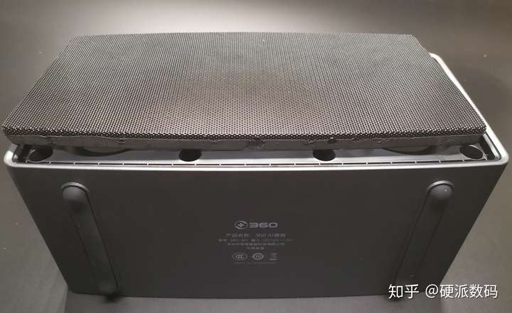 深度硬件解析-360AI音箱 数码拆机百科 第1张-巨头拆机测评网
