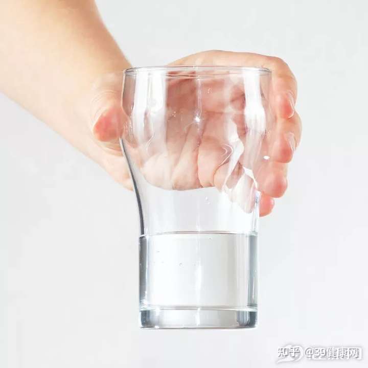 长时间喝带水垢的水对身体有什么坏处？