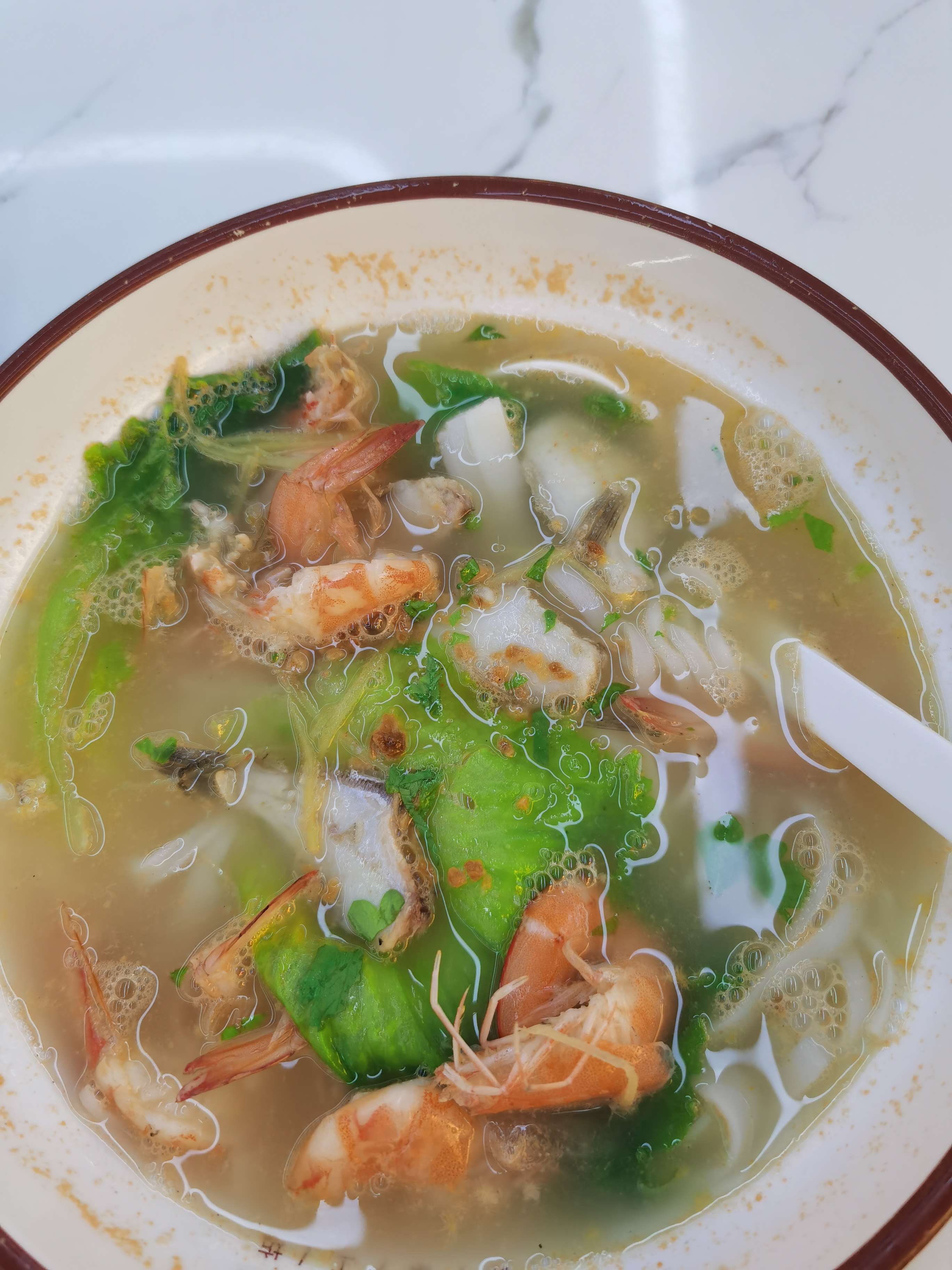 小名忠文 的想法: 今天中餐做道简单海鲜粿条汤:去集市买来… - 知乎