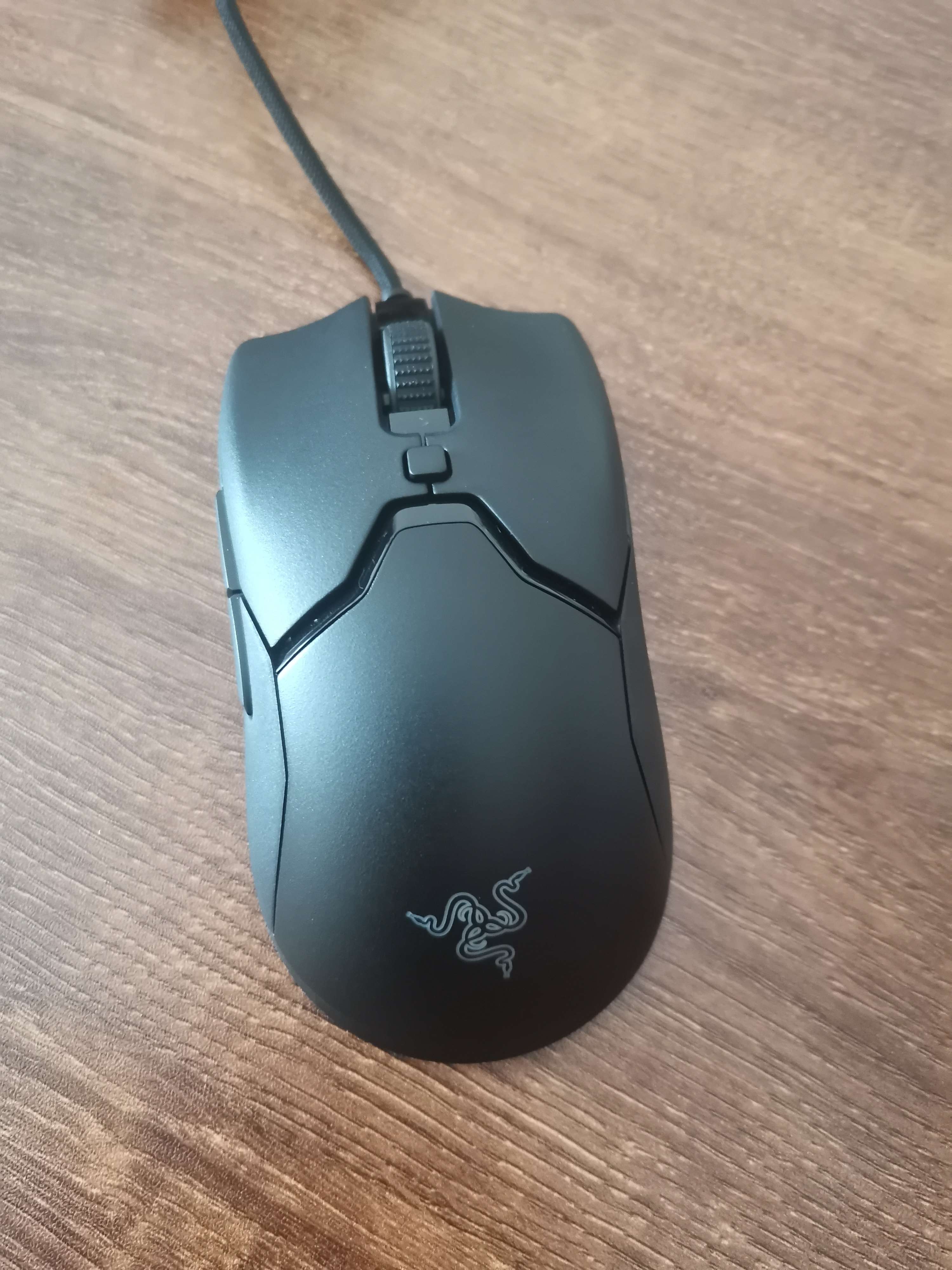 张wifi 的想法: 毒蝰mini加上防滑贴,手感和防滑性能直接… - 知乎