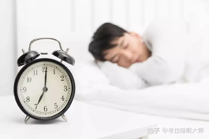 8小时睡眠，为什么就是错的呢？（八小时以上睡眠多久）