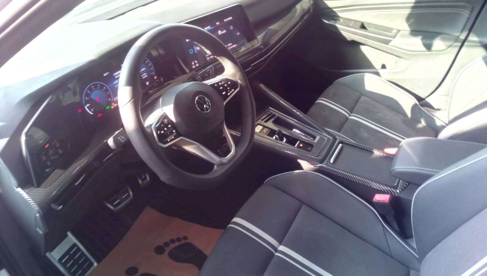 石家庄瑞诚二手车市场 的想法: 大众 高尔夫 2021款 280tsi dsg r