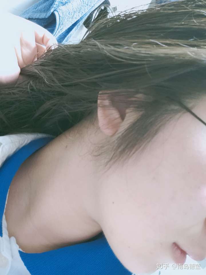 女生鬓角头发多且浓厚是一种怎么样的体验?