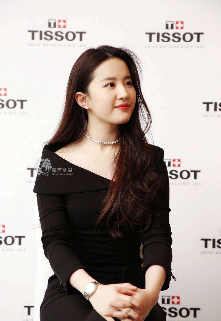 她一分钟,但是我发现我根本做不到,因为喜欢她是一件无法控制的事情