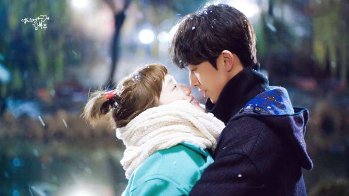 举重妖精金福珠和蓝色大海的传说哪个更好看?