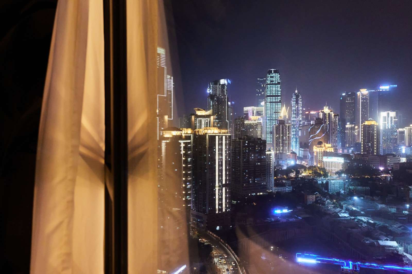 木鸟民宿 的想法: #重庆民宿# 窗边浴缸高层观景,莫兰迪pin… - 知乎