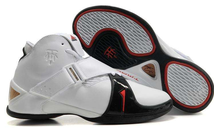 图为t-mac5 而复刻后的t-mac5 加上了当时最流行的因素:土豪金!