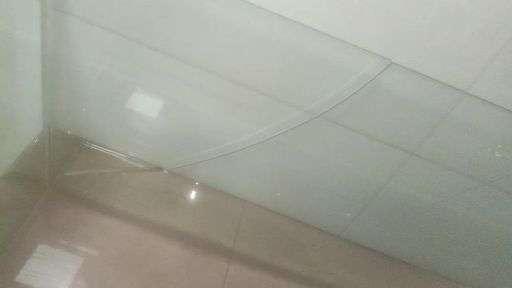 请问鱼缸破裂该怎么办