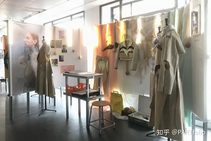 服装设计专业想出国留学？